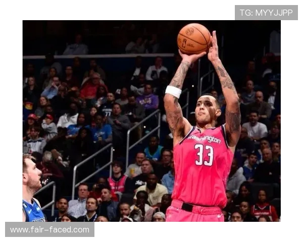 以战旧主库兹马23分钟高效发挥13分3板2助攻1抢断证明价值